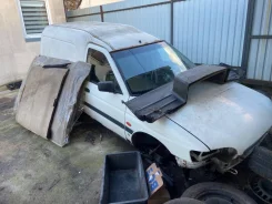 Ford Escort ����