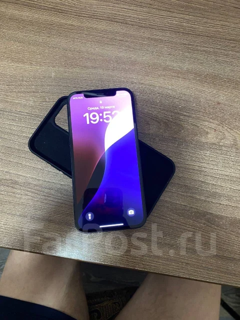 Apple iPhone 12. �/�, 64 ��, ������, 4G LTE, NFC ����