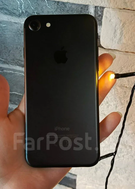Apple iPhone 7. �/�, 32 ��, ������, 4G LTE ����