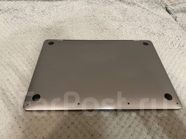 Apple MacBook Pro 13 2020. 13.4", ��� 8 ��, ���� 256���, ����������� �� 14��. ����