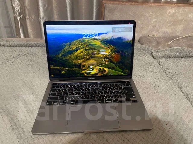 Apple MacBook Pro 13 2020. 13.4", ��� 8 ��, ���� 256���, ����������� �� 14��. ����