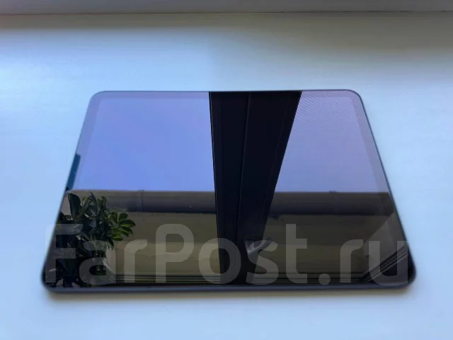Apple iPad Air 4. 10.9 ������, ������ 256 �� ����