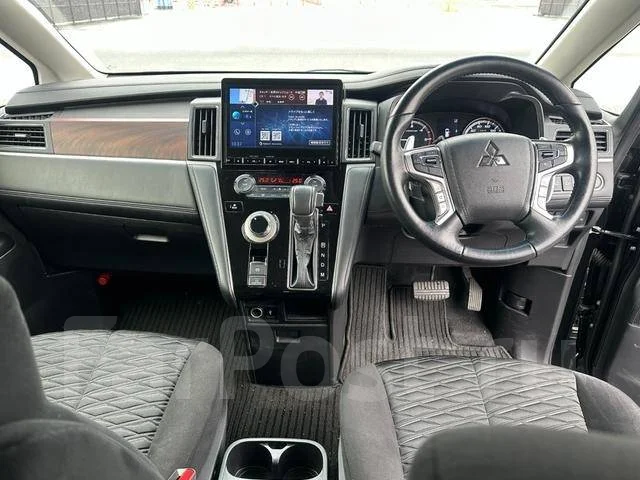 Mitsubishi Delica D:5. �������, 4wd, 2.3 (145��.�.), ������, 11 000����. ��, �/�. ��� ����� �� ������������ ����