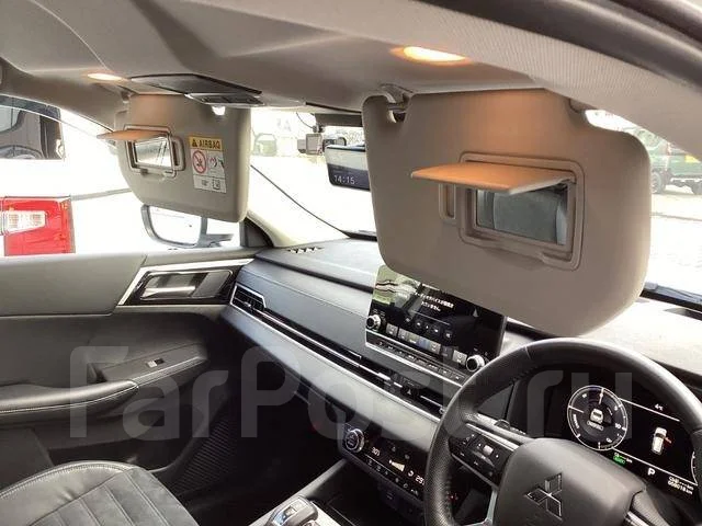 Mitsubishi Outlander. �������, 4wd, 2.4 (133��.�.), ������, 8 000����. ��, �/�. ��� ����� �� ������������ ����