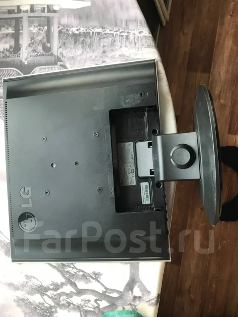 LG. 17", ���������� �� (LCD, LED, QLED) ����