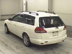 Nissan Wingroad. WHNY11 ����