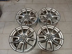 Sakura Wheels 3339. 7.0x16", 5x112, ET40, �� 73,1���. ����