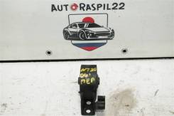 ������� Nissan X-Trail (T30) 2001-2006 112708H310 ����