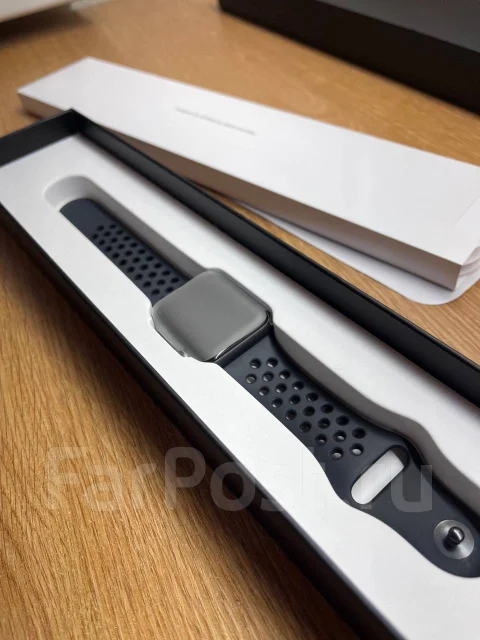 Apple Watch Series 3 Nike+ ����