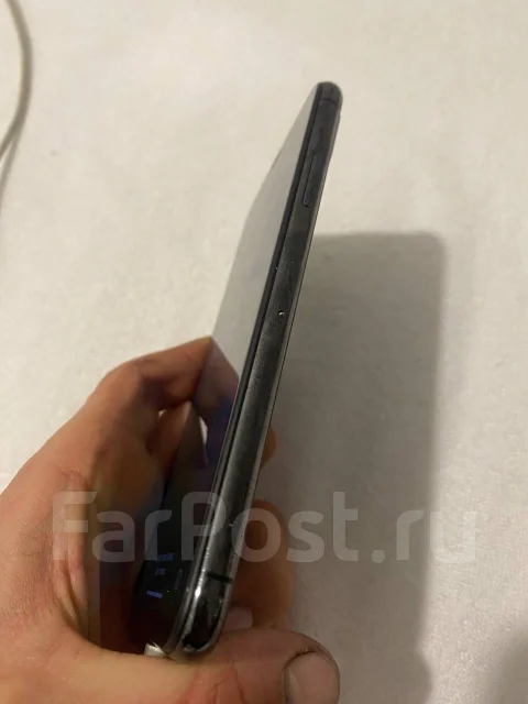 Apple iPhone X. �/�, 64 ��, ������, 4G LTE ����