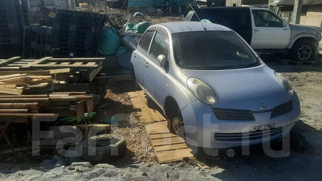 Nissan March. AK12, CR12 ����
