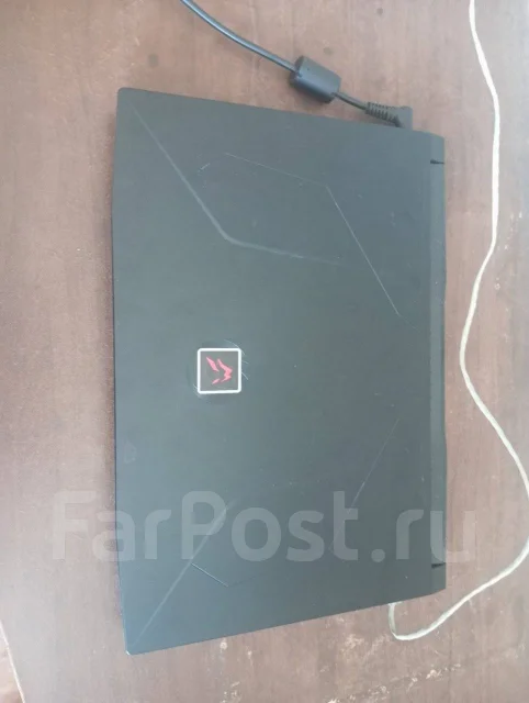 MSI Bravo 15 C7VF. 15.6", 3,2����, ��� 16 ��, ���� 1 000���, WiFi: 1, Bluetooth: 1, ����������� �� 6��. ����