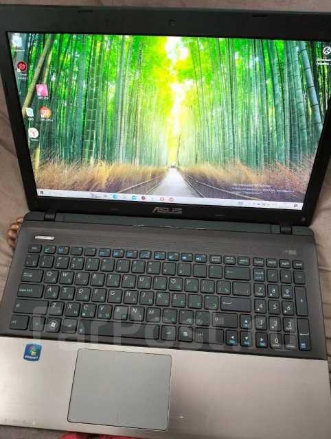 Asus K55A. 2,5����, ��� 8 ��, ���� 465���, WiFi: 1, Bluetooth: 1, ����������� �� 1��. ����