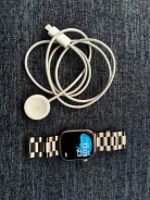 Apple Watch Series 8. GPS ����
