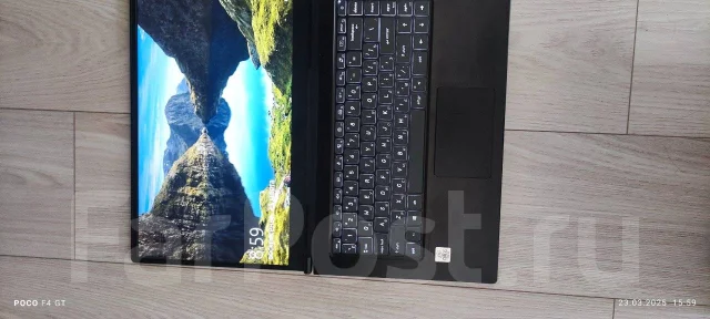 MSI Modern 15. 15.6", ��� 12 ��, ���� 256���, WiFi: 1, Bluetooth: 1 ����