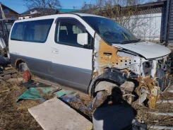 Nissan Elgrand ����