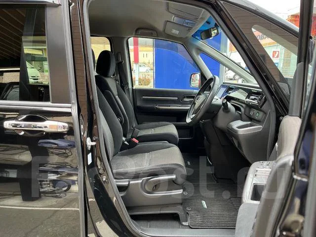 Honda Stepwgn. ��������, ��������, 1.5 (150��.�.), ������, 14 000����. ��, �/�. ��� ����� �� ������������ ����