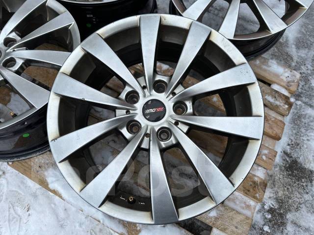 Motec. 7.0x17", 5x120, ET50,  72,6. 