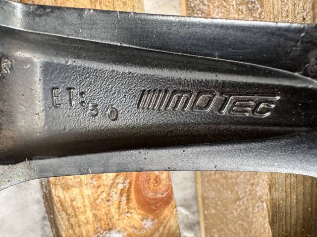 Motec. 7.0x17", 5x120, ET50,  72,6. 