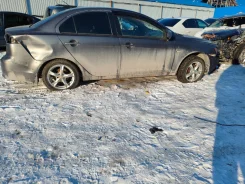 Mitsubishi Lancer ����