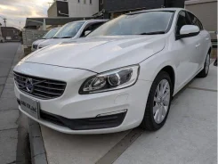Volvo S60. �������, ��������, 1.5 (152��.�.), ������, 25 000����. ��, �/�. ��� ����� �� ������������ ����