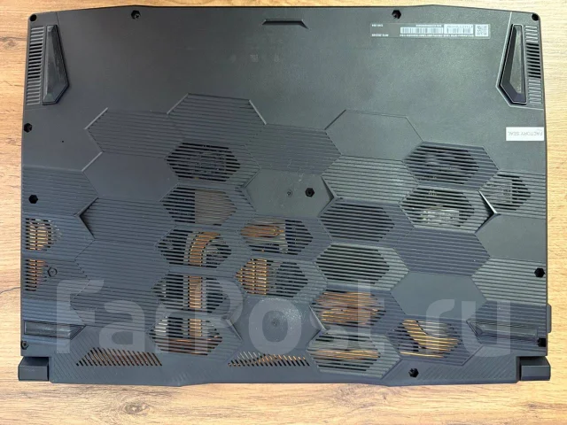 MSI Katana GF66. 15.6", 2,7����, ��� 16 ��, ���� 500���, WiFi: 1, Bluetooth: 1 ����