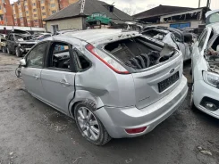 Ford Focus ����
