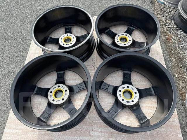 Borbet V. 8.0x18", 5x112, ET50, �� 66,6���. ����
