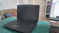 Dell Alienware 17 R2. 17", ��� 16 ��, ���� 256���, WiFi: 1, Bluetooth: 1 ����