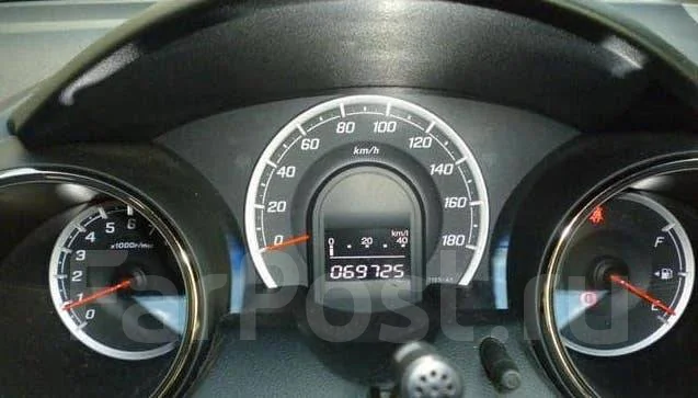 Honda Fit Shuttle. GG7 GG8 GP2, LDA L15A ����