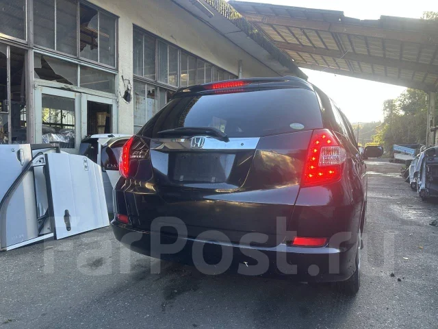 Honda Fit Shuttle. GG7 GG8 GP2, LDA L15A ����