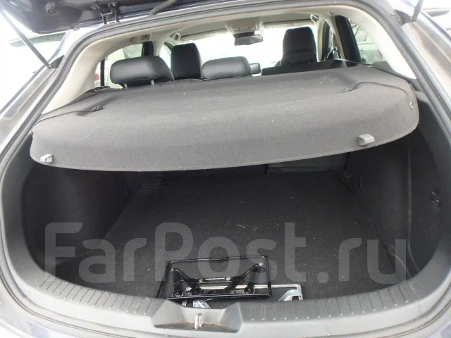Mazda Axela. BMLFS, S5 ����