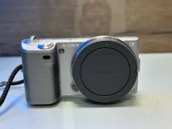 Sony Alpha NEX-5 Body ����