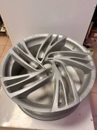 OZ Racing Sardegna. 8.0x18", 5x108, ET45, �� 75,1���. ����