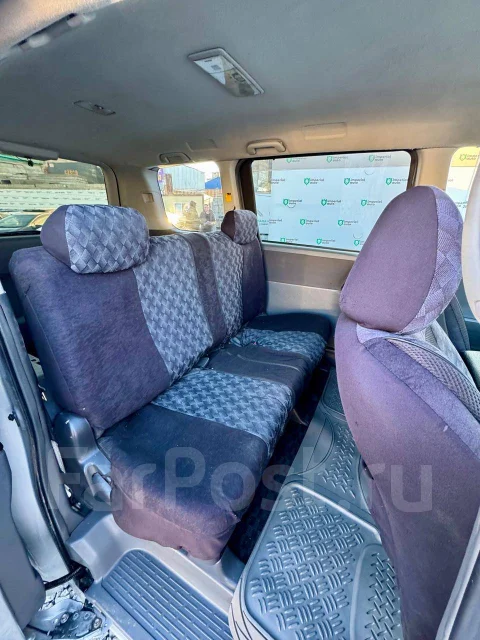 Toyota Voxy. ��������, ��������, 2.0 (158��.�.), ������, 300 000����. �� ����