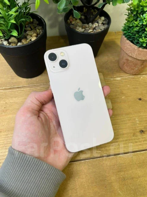 Apple iPhone 13. �/�, 256 ��, �����, 4G LTE, NFC ����