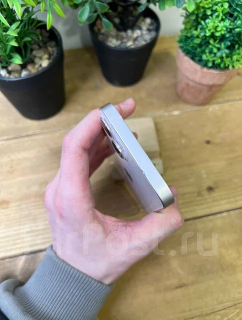 Apple iPhone 13. �/�, 256 ��, �����, 4G LTE, NFC ����