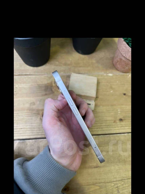 Apple iPhone 13. �/�, 256 ��, �����, 4G LTE, NFC ����