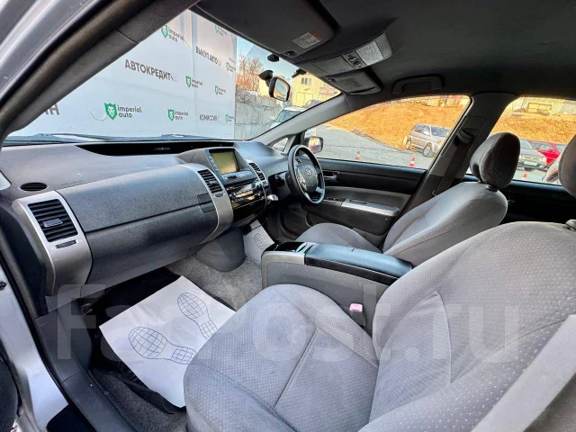 Toyota Prius. �������, ��������, 1.5 (76��.�.), ������, 178 000����. �� ����