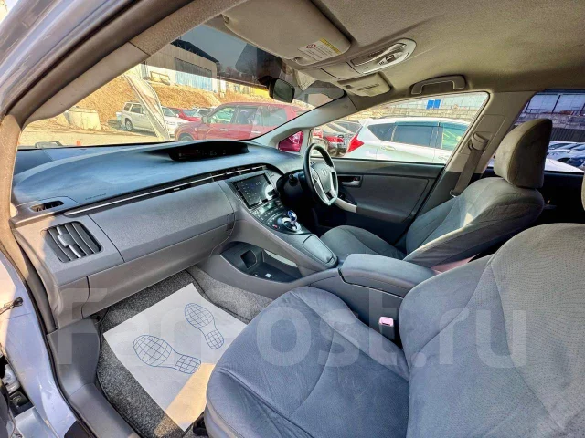 Toyota Prius. �������, ��������, 1.8 (99��.�.), ������, 123 000����. �� ����