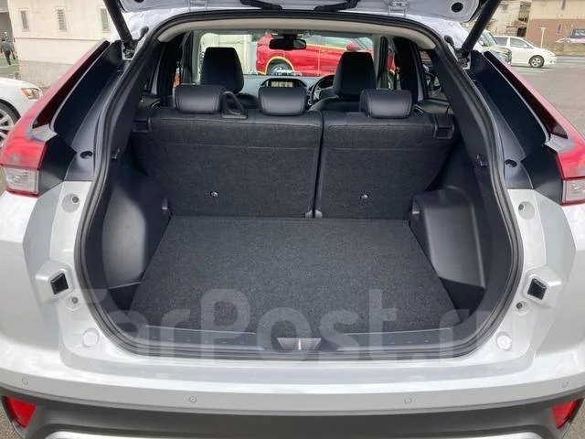 Mitsubishi Eclipse Cross. ��������, ��������, 1.5 (150��.�.), ������, 28 000����. ��, �/�. ��� ����� �� ������������ ����