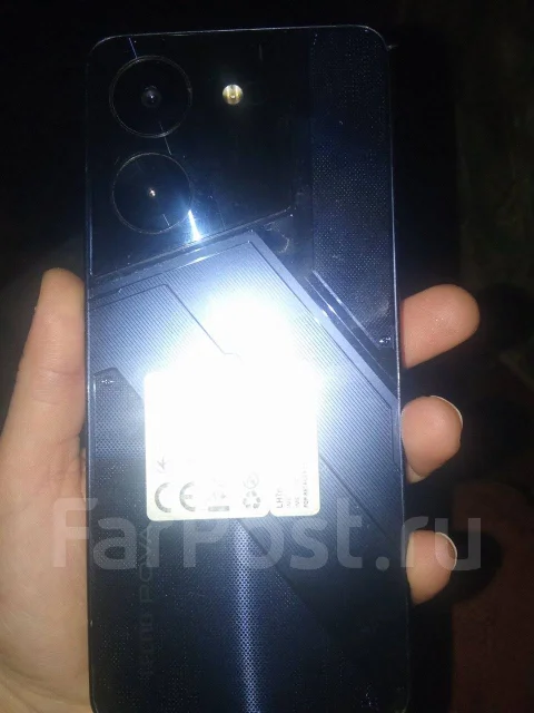 Tecno Pova 5. �����, 256 ��, NFC ����