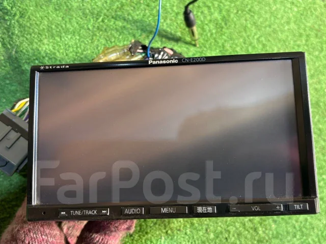 Panasonic CN-E200D ����