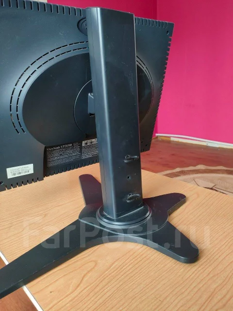 ViewSonic. 20" ����