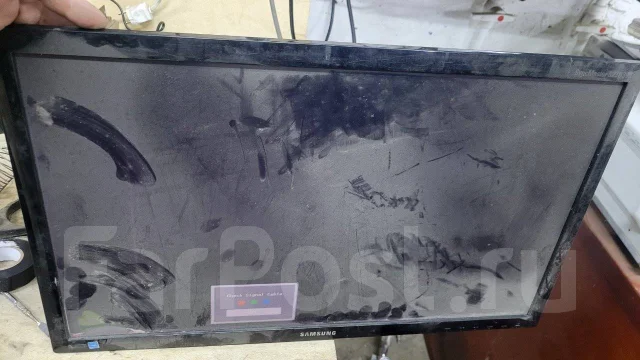 Samsung. 23", ���������� �� (LCD, LED, QLED) ����