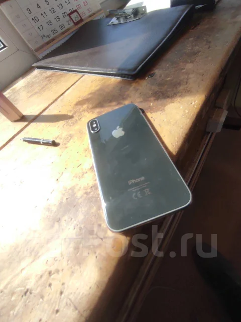 Apple iPhone X. �/�, 64 ��, ������, 4G LTE ����