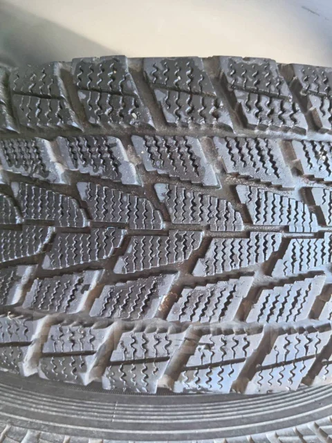 Toyo Winter Tranpath SU-4. ������, ��� �����, 2006 ���, �/�, ����� 30 % ����