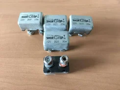 �������������� �������� FLD Short STOP 20A Pollak 54-120 54120 ����