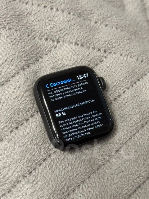 Apple Watch SE. GPS, IP68 ����