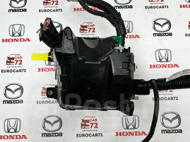 ���� ��������������� Mazda 3 BP 2019-2024 BCKA66760 ����